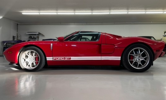 2005 Ford GT