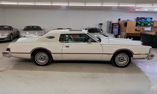 1976 "Lipstick" Lincoln Continental