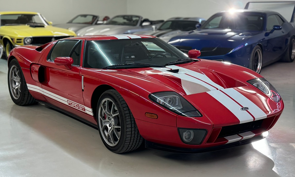 2005 Ford GT