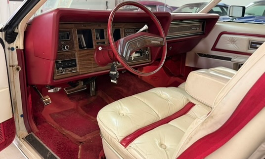 1976 "Lipstick" Lincoln Continental