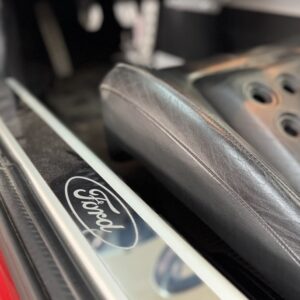 2005 Ford GT - Image 38