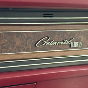 1976 "Lipstick" Lincoln Continental - Image 23