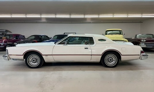 1976 "Lipstick" Lincoln Continental
