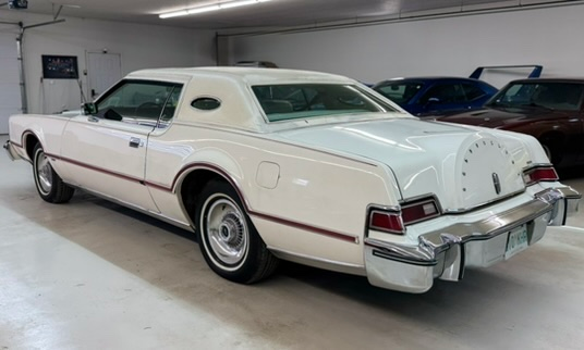 1976 "Lipstick" Lincoln Continental