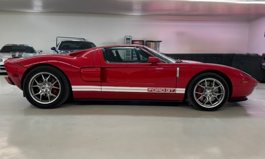 2005 Ford GT