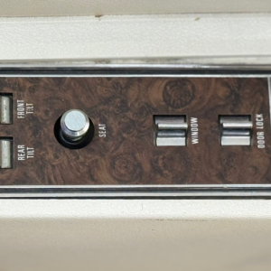 1976 "Lipstick" Lincoln Continental - Image 29