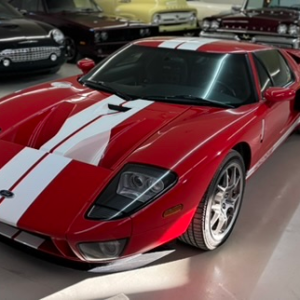 2005 Ford GT - Image 2