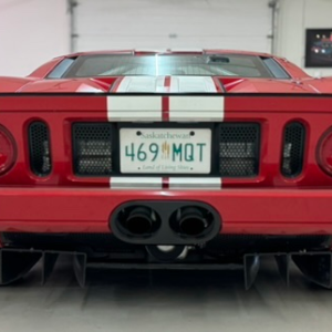 2005 Ford GT - Image 13