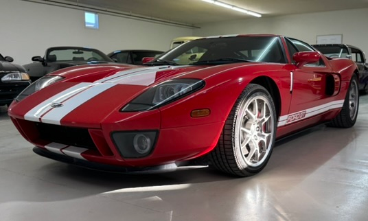 2005 Ford GT