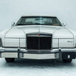 1976 "Lipstick" Lincoln Continental - Image 1