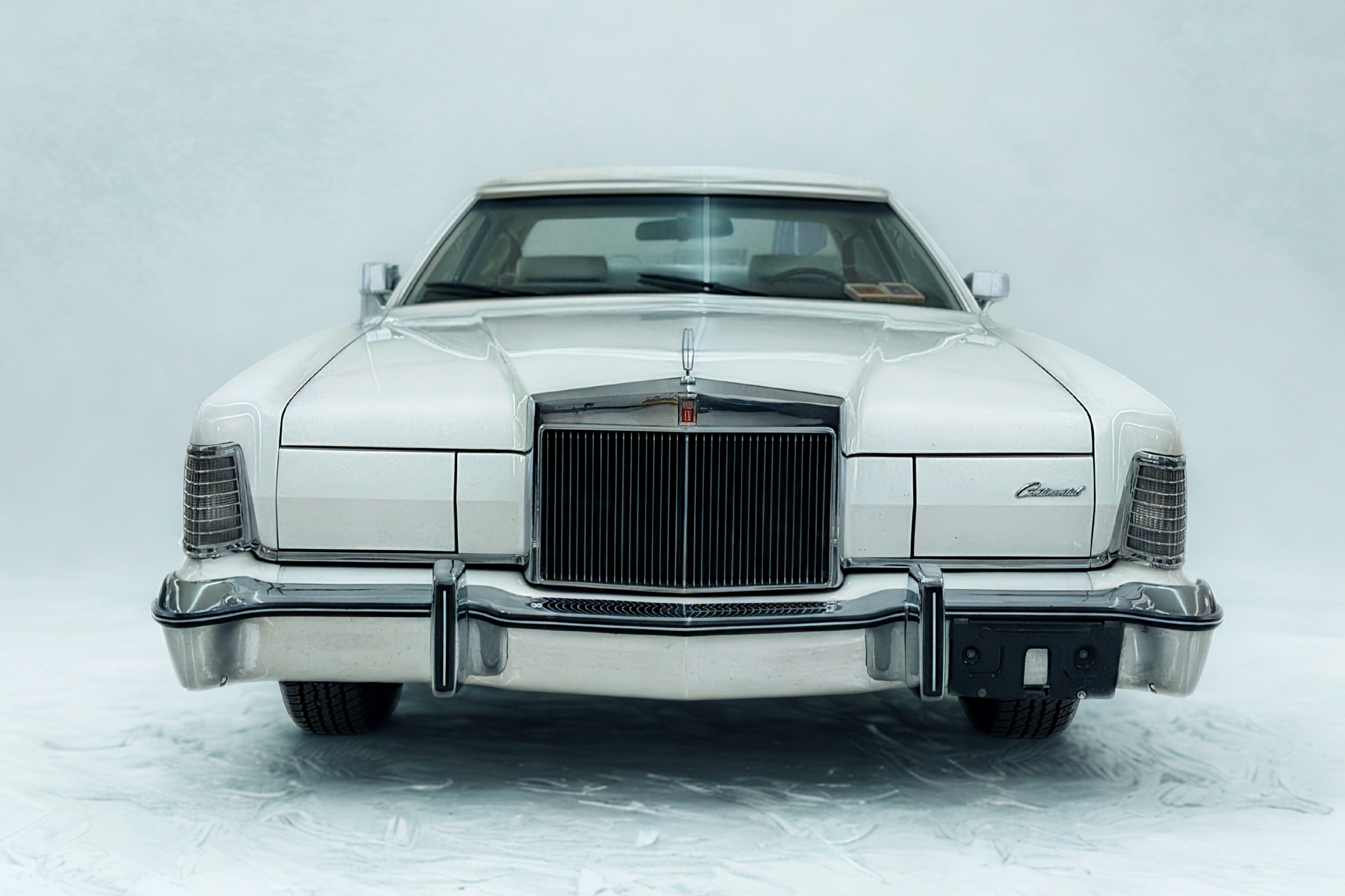 1976 "Lipstick" Lincoln Continental