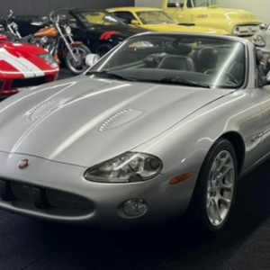 2001 Jaguar XKR - Image 33