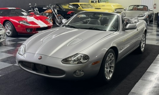 2001 Jaguar XKR