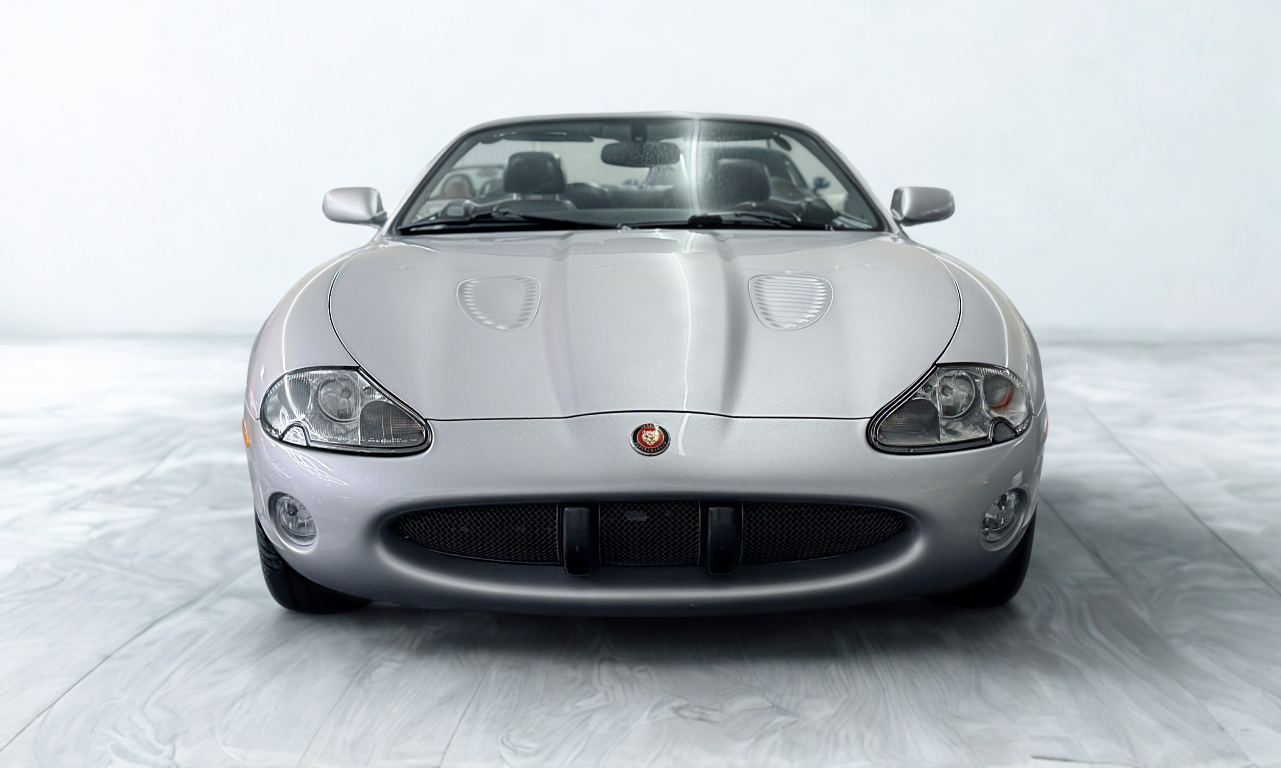 2001 Jaguar XKR