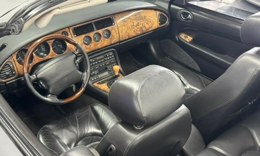2001 Jaguar XKR