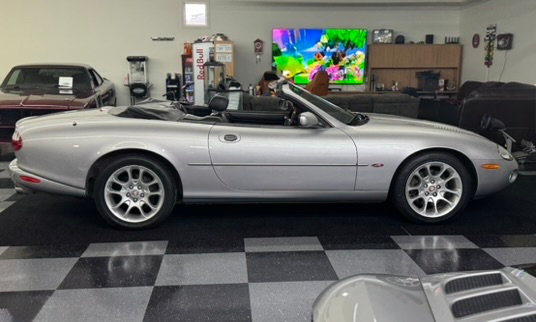 2001 Jaguar XKR