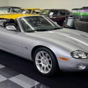 2001 Jaguar XKR - Image 4