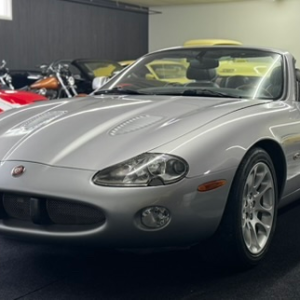 2001 Jaguar XKR - Image 34