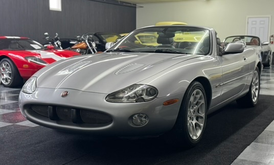 2001 Jaguar XKR