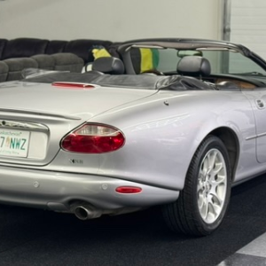 2001 Jaguar XKR - Image 27