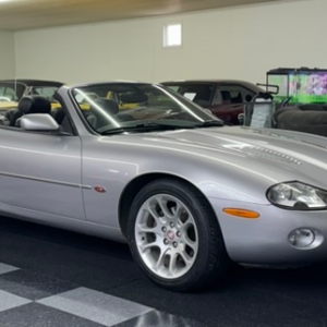 2001 Jaguar XKR - Image 5