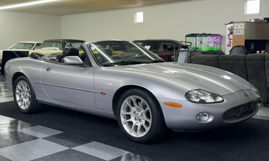 2001 Jaguar XKR