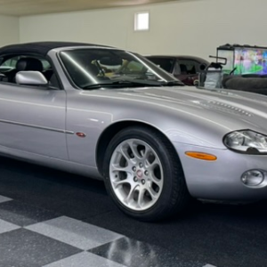 2001 Jaguar XKR - Image 39
